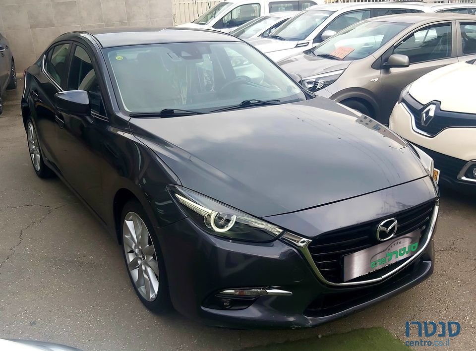 2018' Mazda 3 photo #1