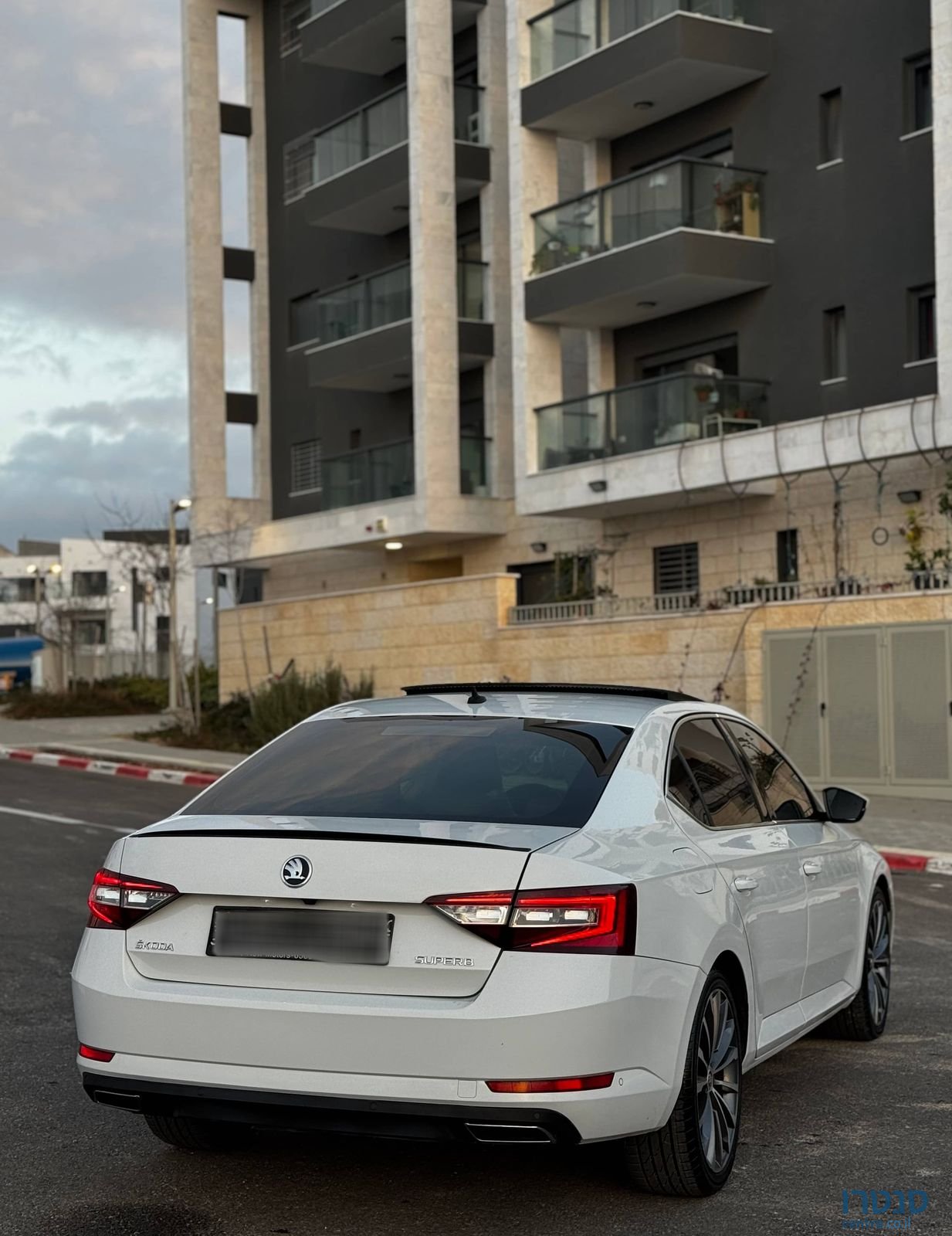 2018' Skoda Superb סקודה סופרב photo #4