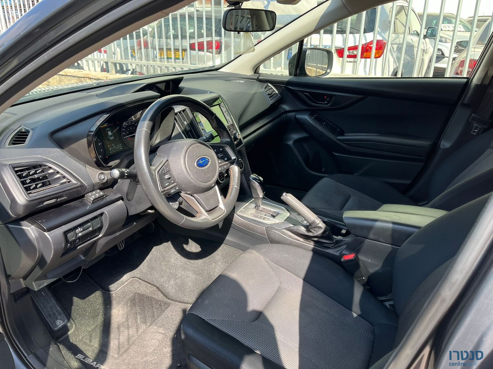 2023' Subaru XV photo #2