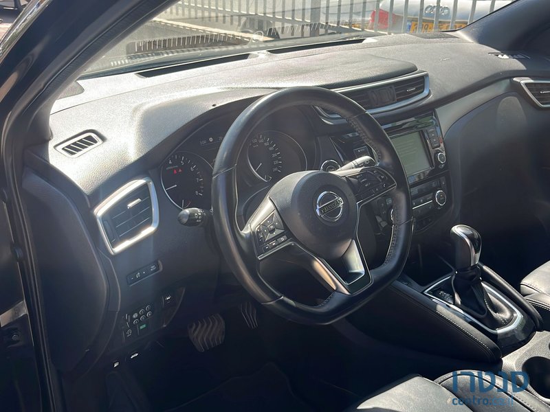 2020' Nissan Qashqai photo #3