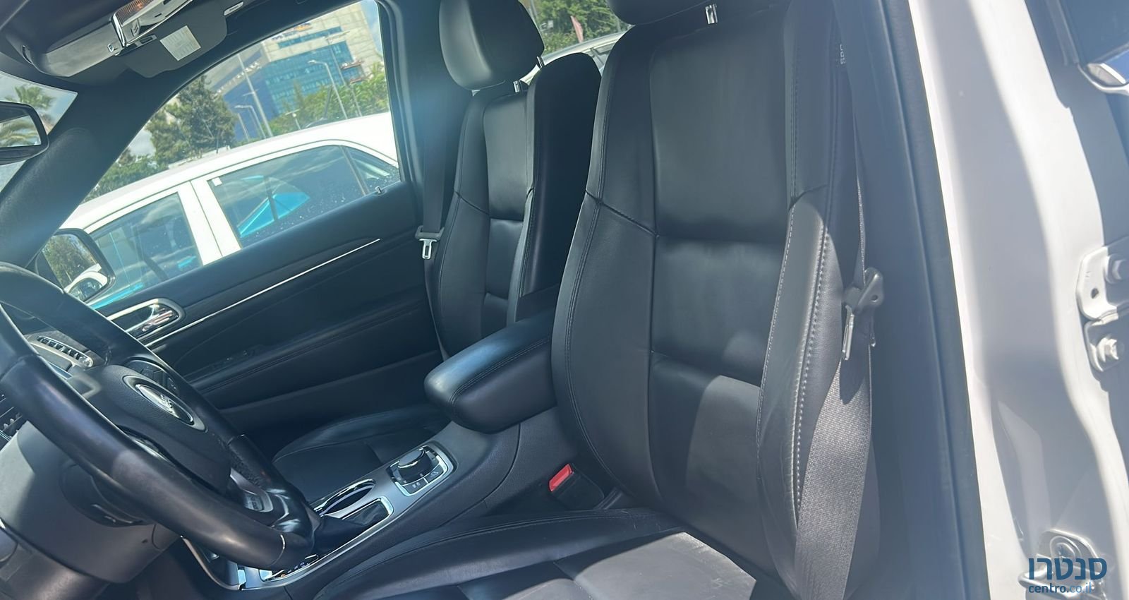 2022' Jeep Grand Cherokee ג'יפ גרנד צ'ירוקי photo #5