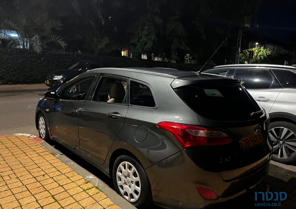 2014' Hyundai i30 יונדאי photo #2