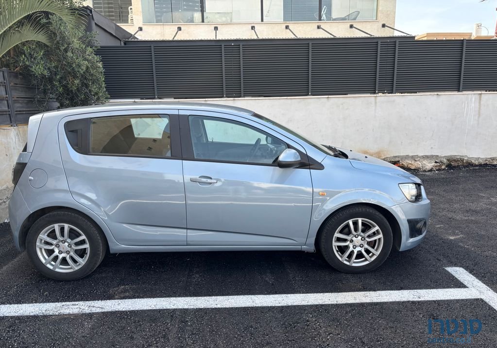 2011' Chevrolet Sonic שברולט סוניק photo #3