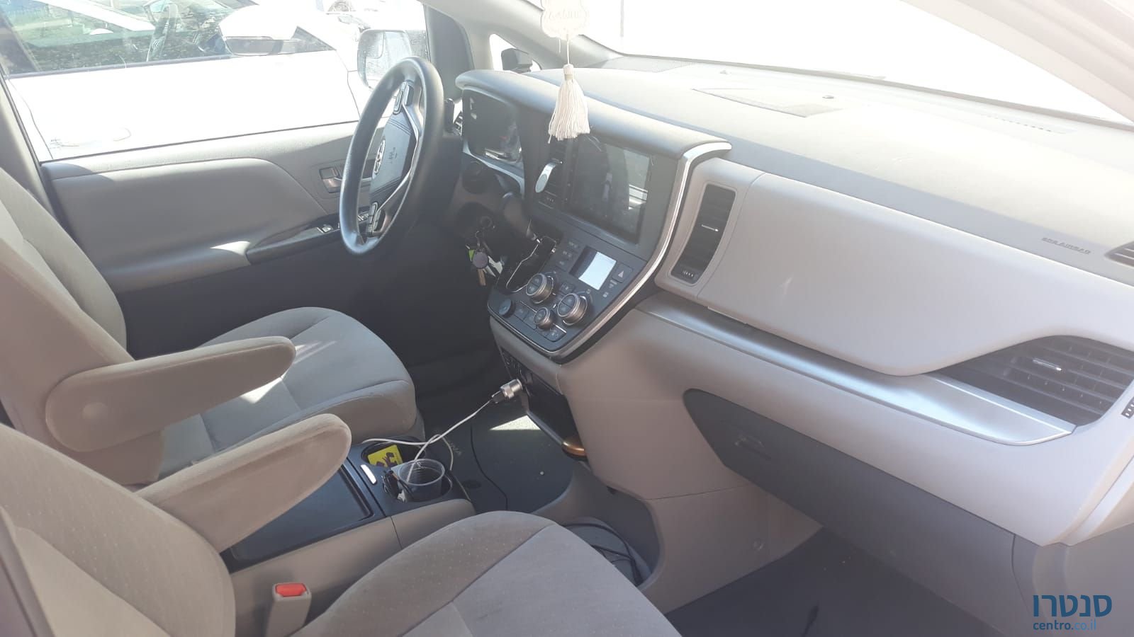 2018' Toyota Sienna טויוטה סיינה photo #5