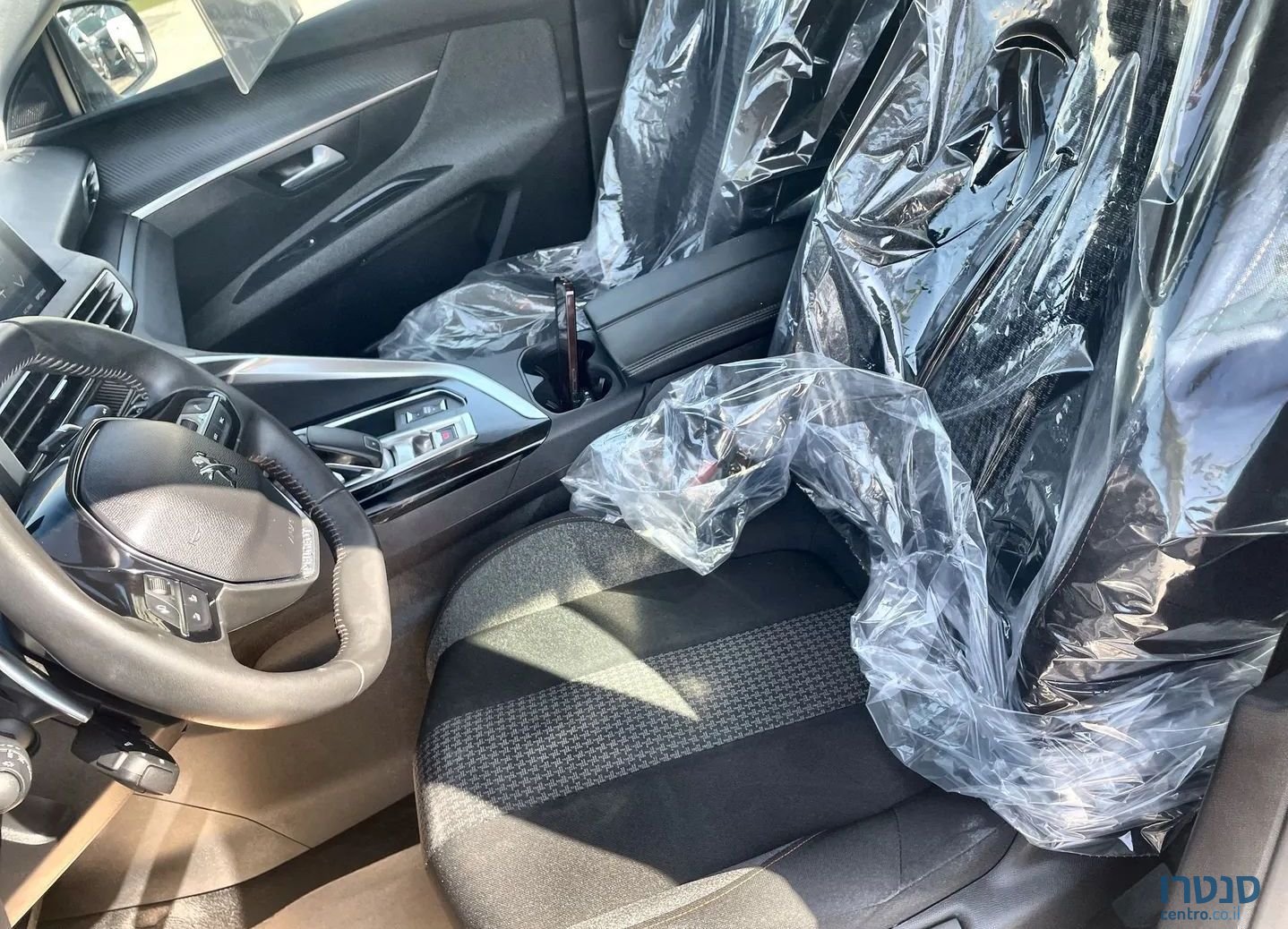 2022' Peugeot 3008 פיג'ו photo #6