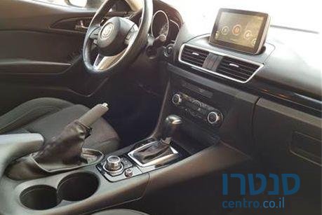 2015' Mazda 3 מאזדה 3 אקטיב photo #2