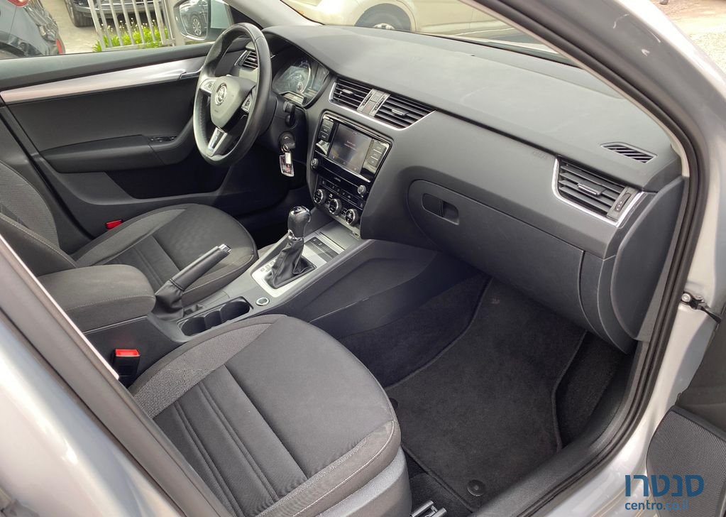 2019' Skoda Octavia סקודה אוקטביה photo #5