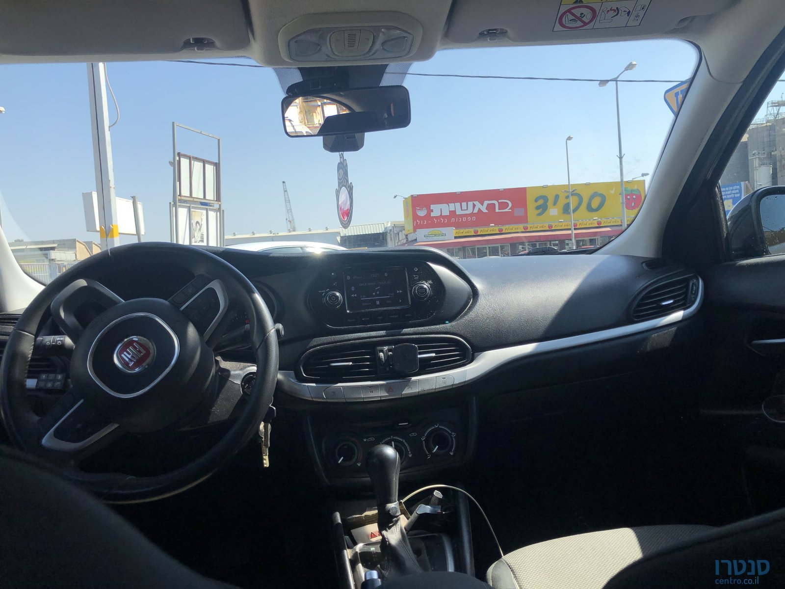 2017' Fiat Tipo פיאט טיפו photo #1