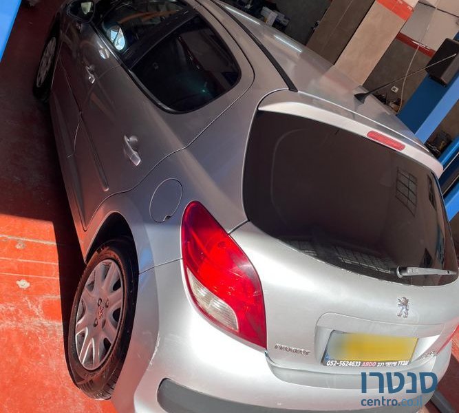 2012' Peugeot 207 פיג'ו photo #3