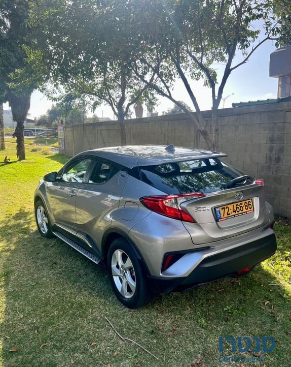 2017' Toyota C-HR טויוטה photo #2