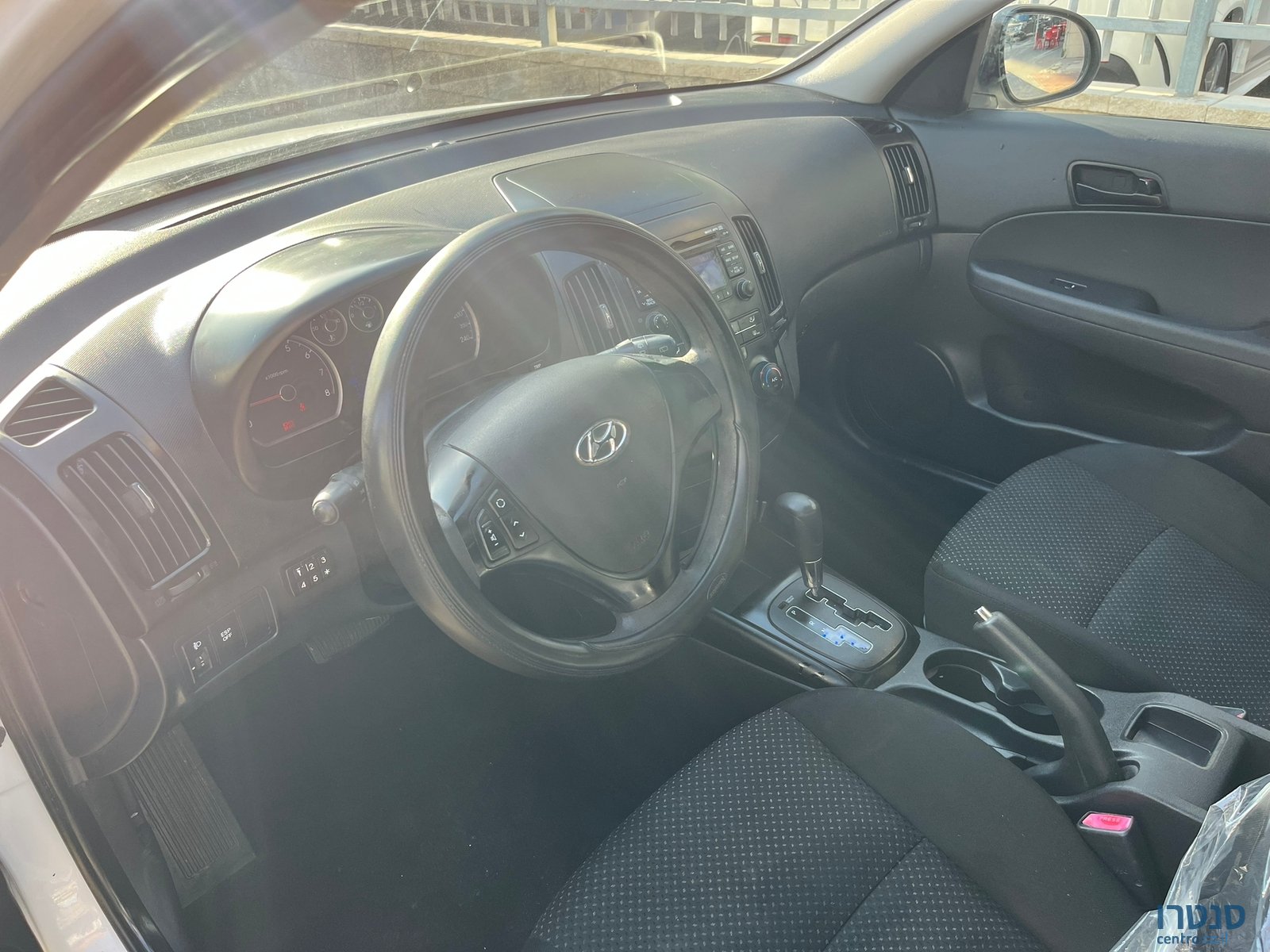 2011' Hyundai i30 photo #4