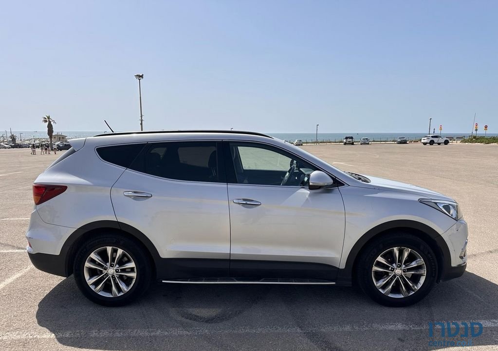 2016' Hyundai Santa Fe יונדאי סנטה פה photo #2