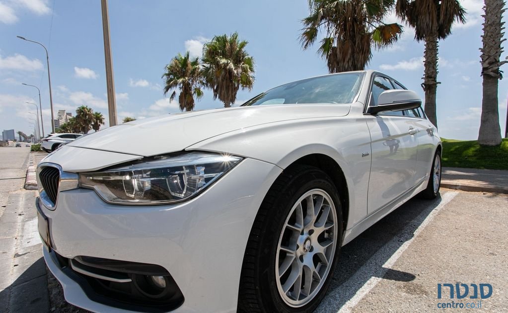 2017' BMW 3 Series ב.מ.וו סדרה 3 photo #3