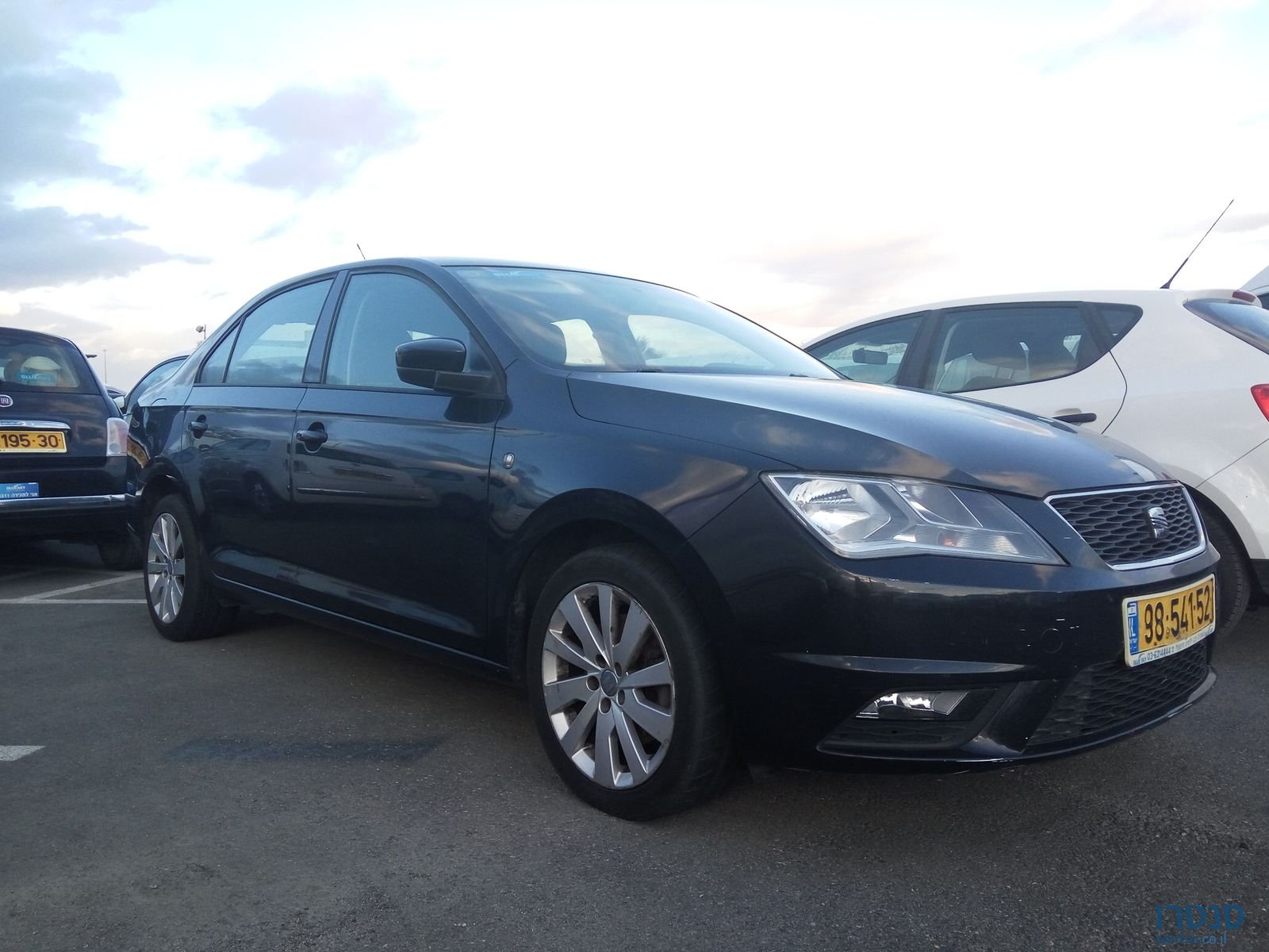 2012' SEAT Toledo STYLE photo #2