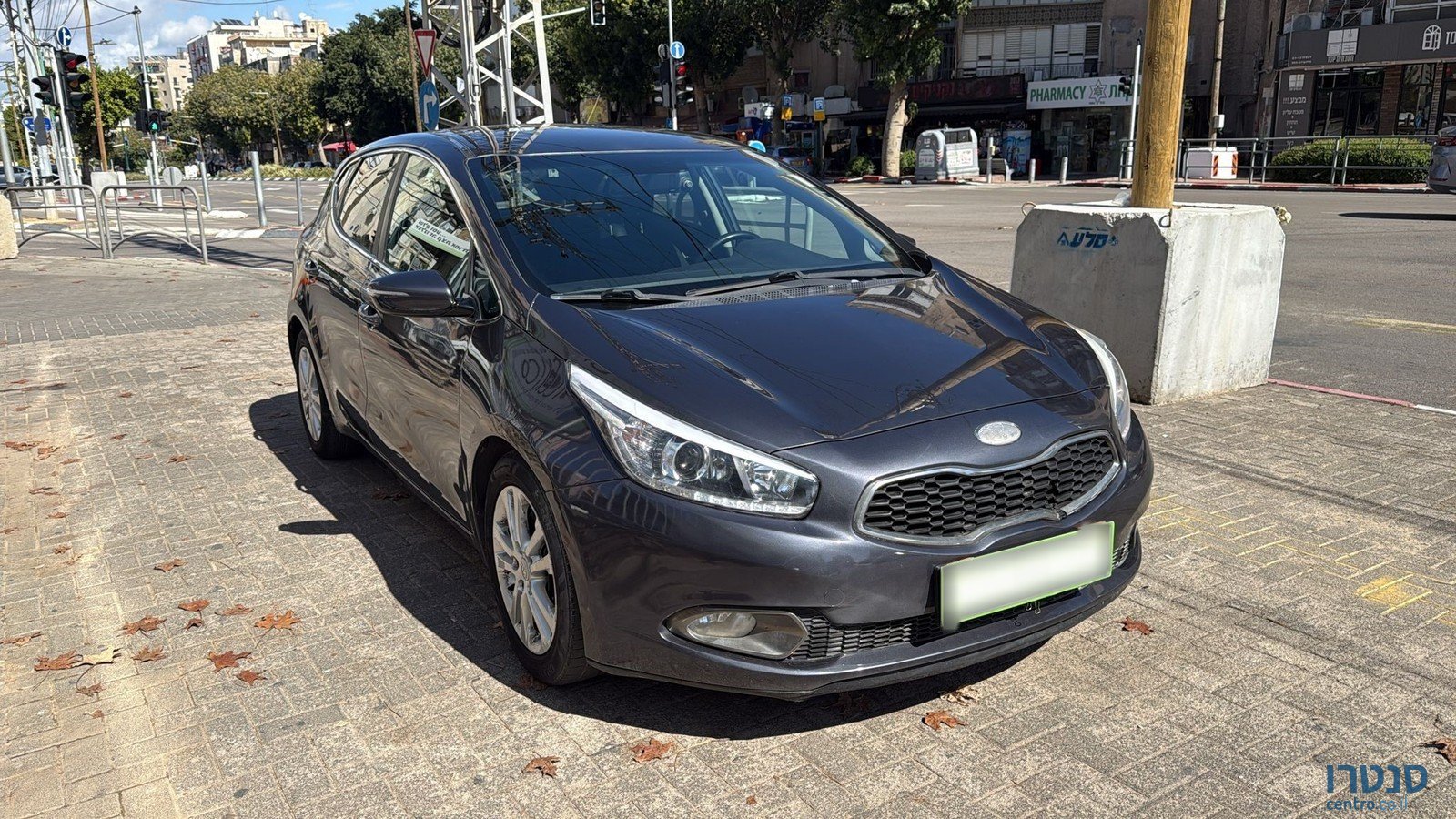 2013' Kia Ceed photo #6