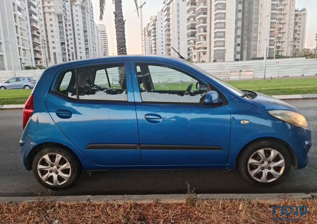 2011' Hyundai i10 יונדאי photo #3