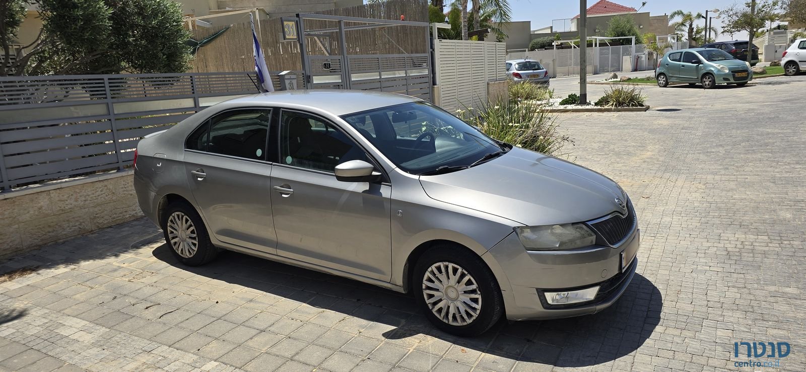 2013' Skoda Rapid סקודה ראפיד photo #3