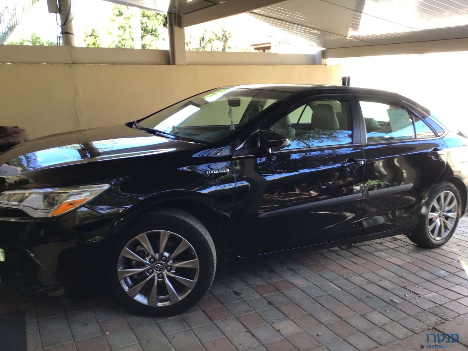 2015' Toyota Camry Hybrid XLE photo #1