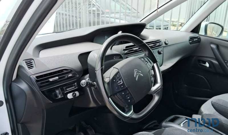 2021' Citroen C4 SpaceTourer סיטרואן C4 ספייסטורר photo #2