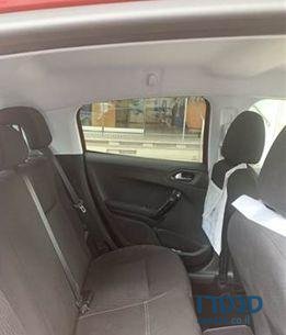2017' Peugeot 208 פיג'ו 208 אקטיב photo #3