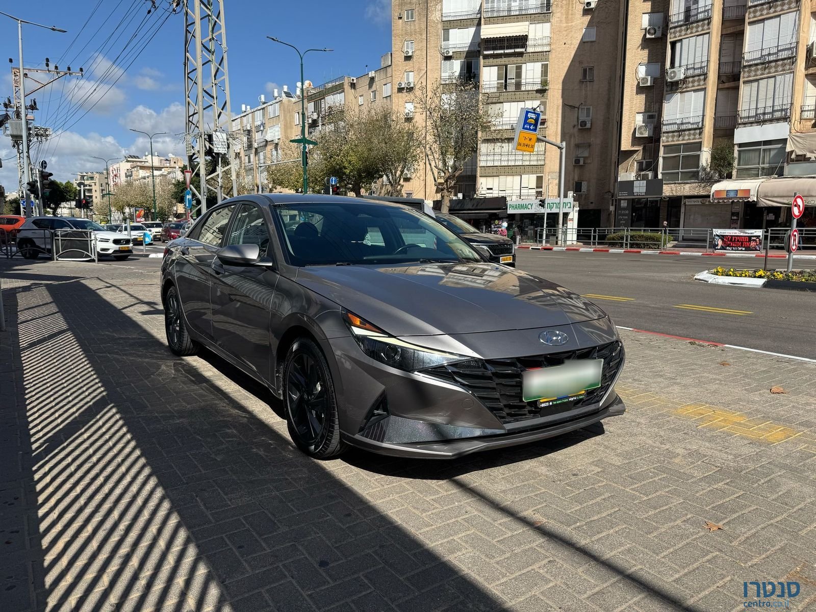 2022' Hyundai Elantra photo #6