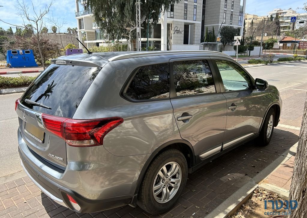 2016' Mitsubishi Outlander מיצובישי אאוטלנדר photo #5