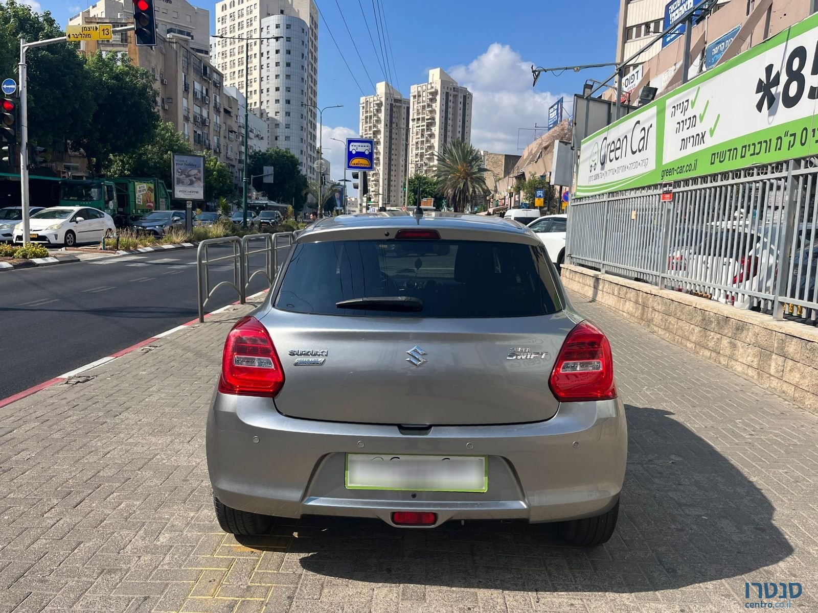 2021' Suzuki Swift photo #4