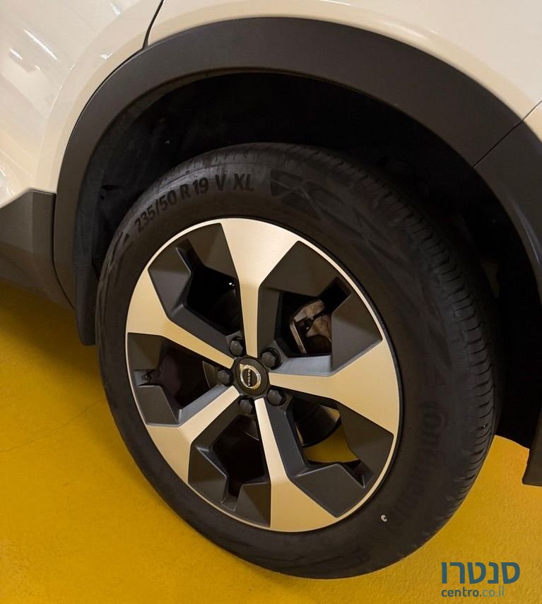 2024' Volvo XC40 וולוו photo #6