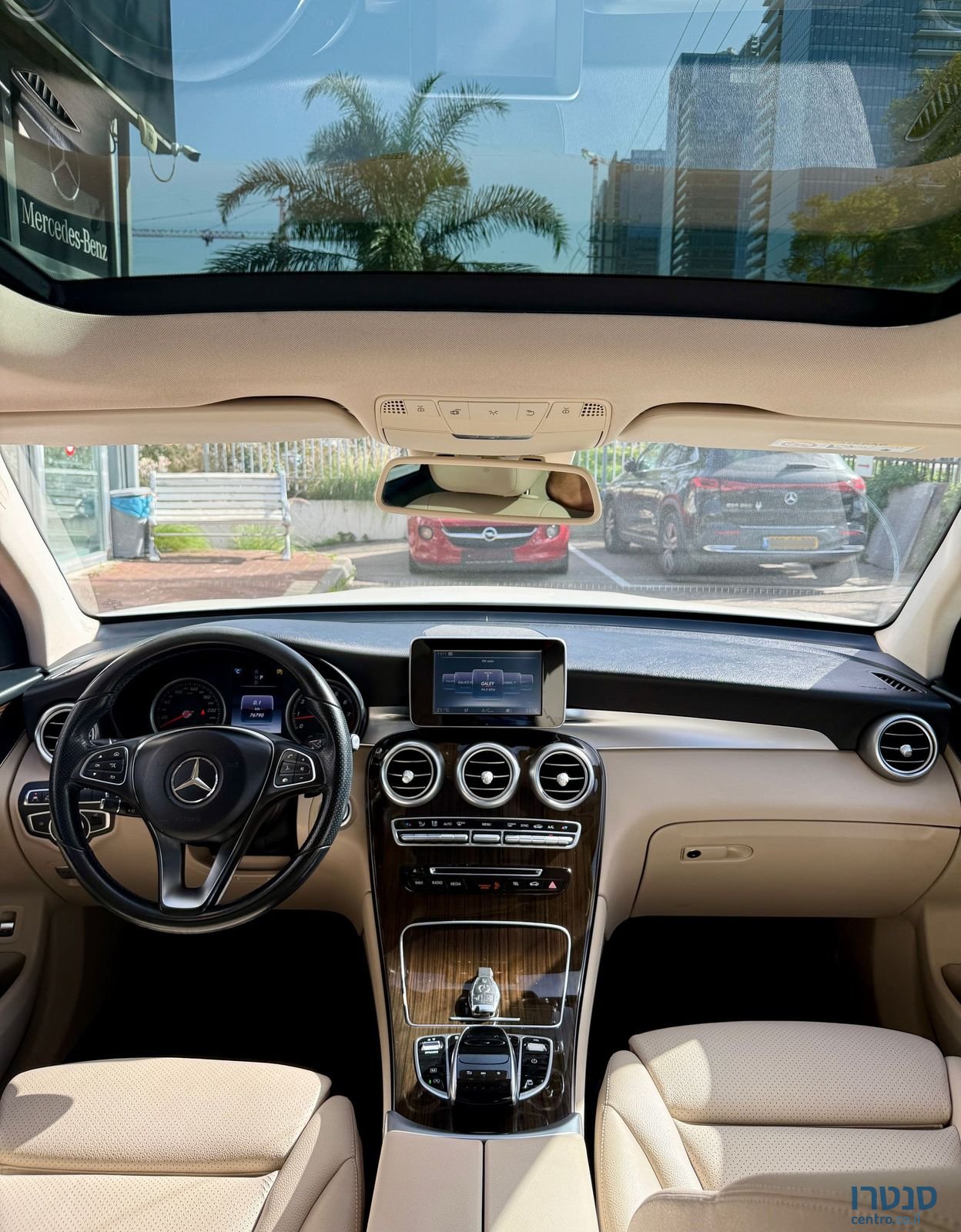 2017' Mercedes-Benz GLC מרצדס-בנץ photo #6