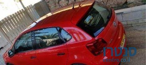 2011' Volkswagen Polo 1300 photo #2