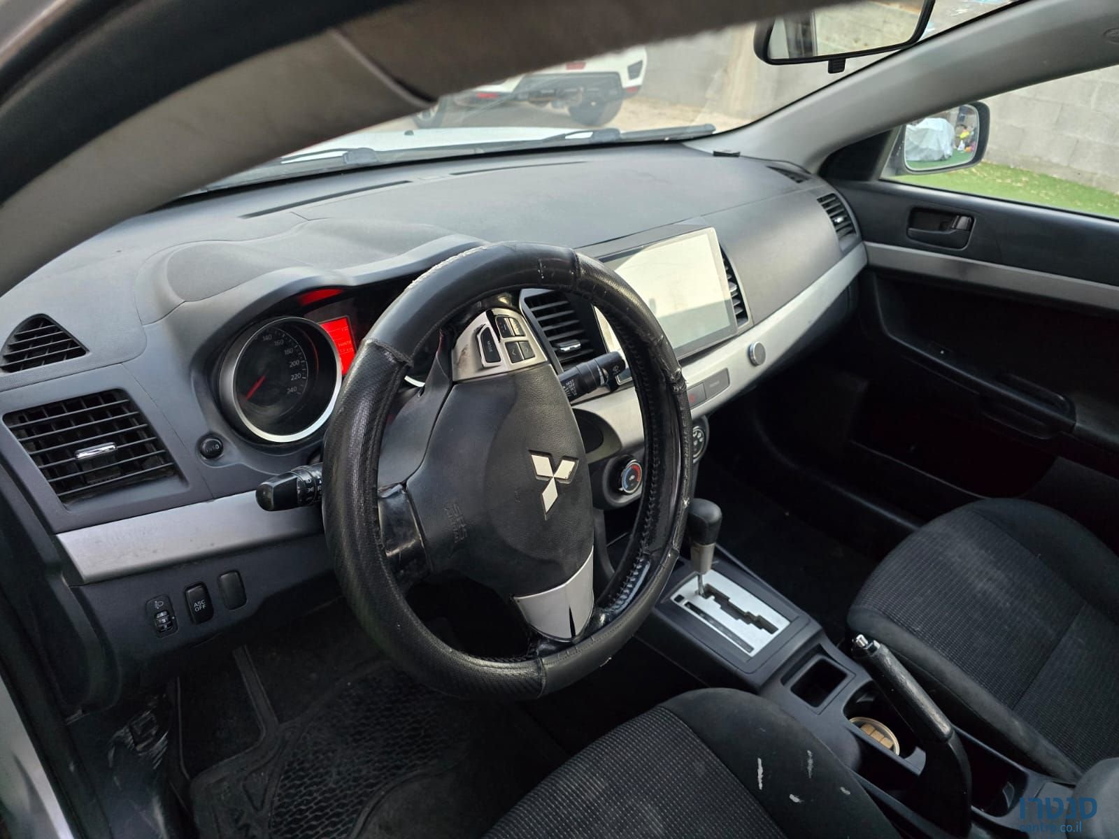 2011' Mitsubishi Lancer מיצובישי לנסר photo #4