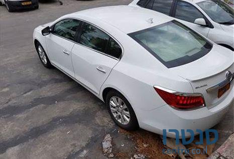 2011' Buick LaCrosse photo #2