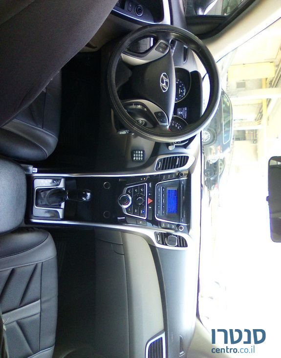 2012' Hyundai i30 יונדאי photo #4