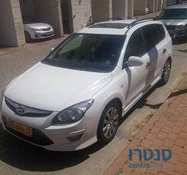 2012' Hyundai I30Cw photo #1