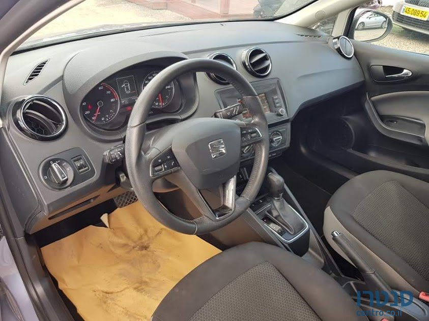 2016' SEAT Ibiza photo #3