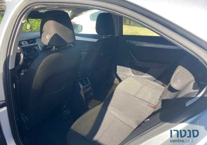 2016' Skoda Octavia סקודה אוקטביה photo #4