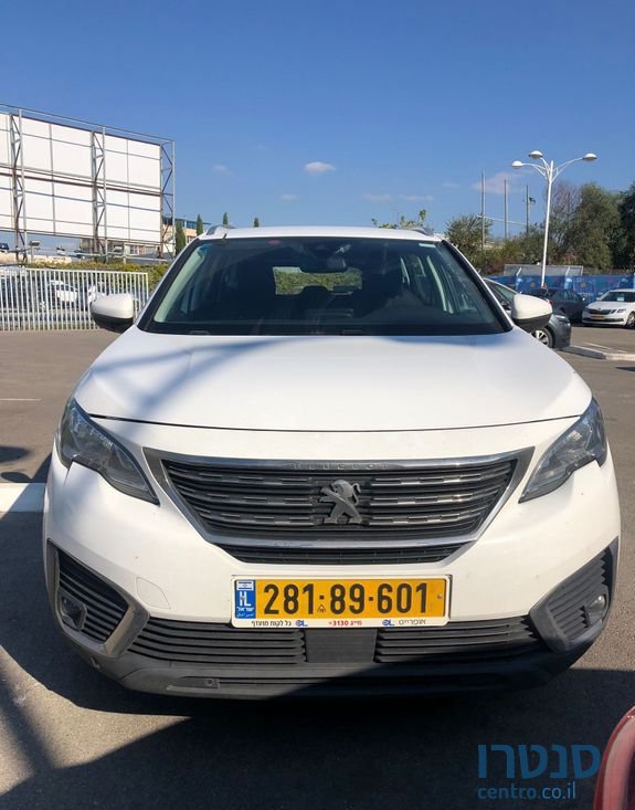 2018' Peugeot 5008 פיג'ו photo #1