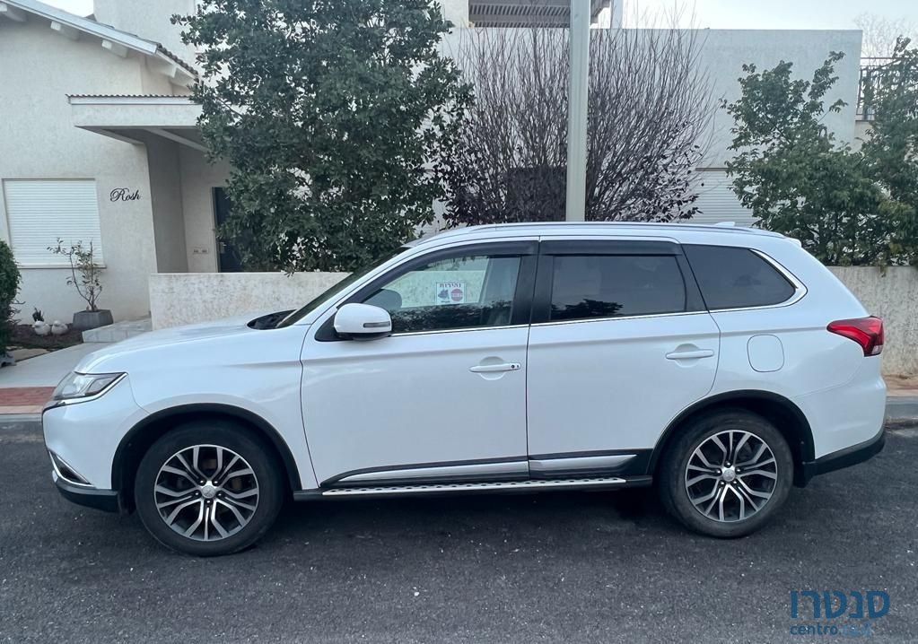 2017' Mitsubishi Outlander מיצובישי אאוטלנדר photo #1