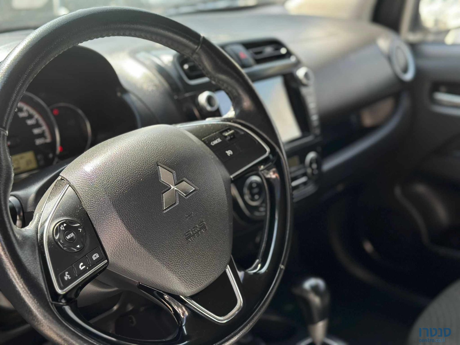 2020' Mitsubishi Attrage photo #7