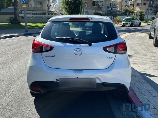 2018' Mazda 2 מאזדה photo #5