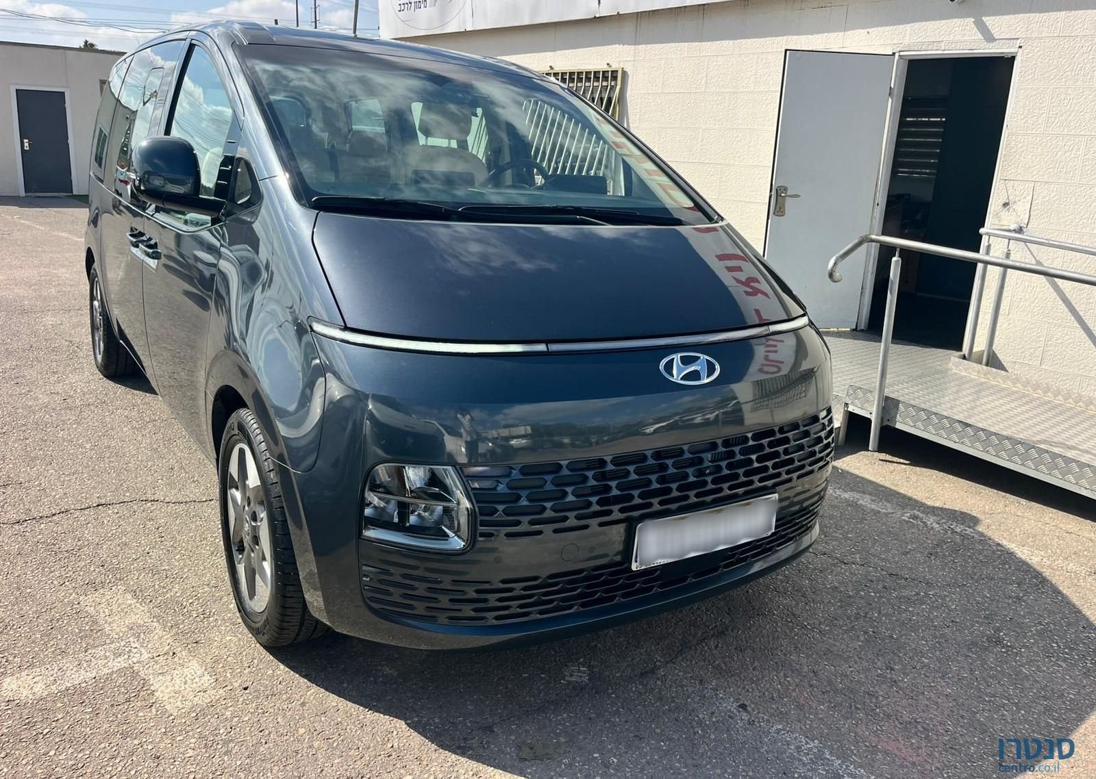 2023' Hyundai Staria יונדאי סטאריה photo #1