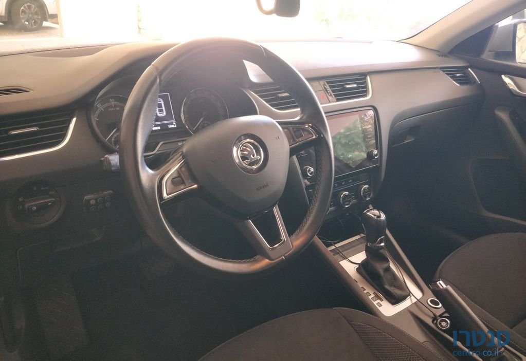 2017' Skoda Octavia סקודה אוקטביה photo #3