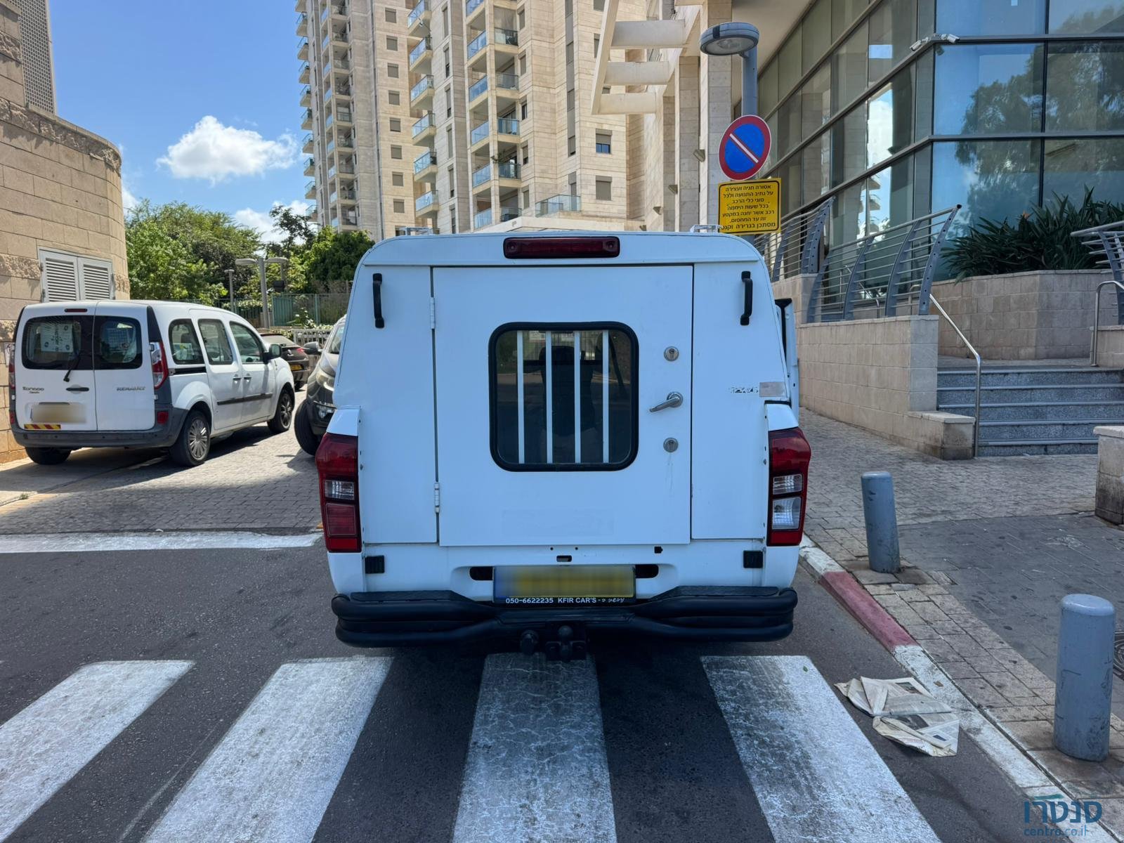 2019' Isuzu D-Max דאבל קבינה photo #4