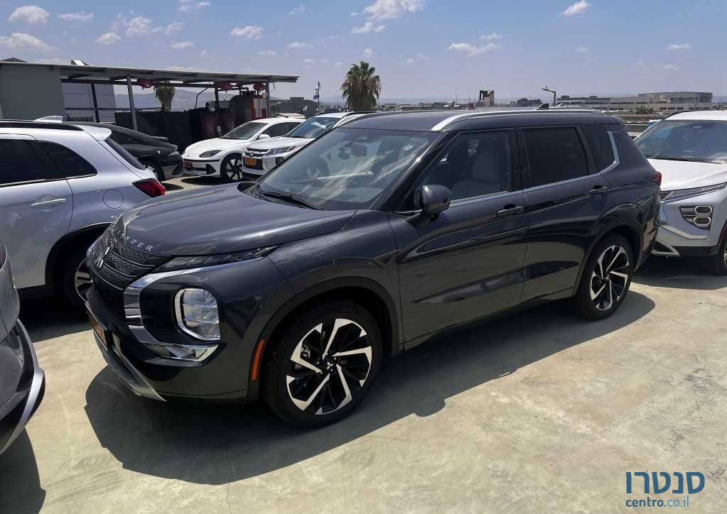 2024' Mitsubishi Outlander מיצובישי אאוטלנדר photo #1