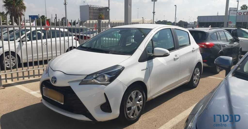 2020' Toyota Yaris טויוטה יאריס photo #1