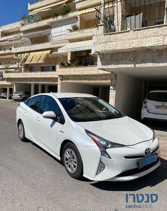 2016' Toyota Prius טויוטה פריוס photo #1
