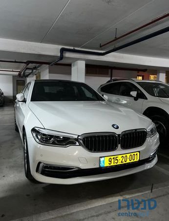 2018' BMW 5 Series ב.מ.וו סדרה 5 photo #2