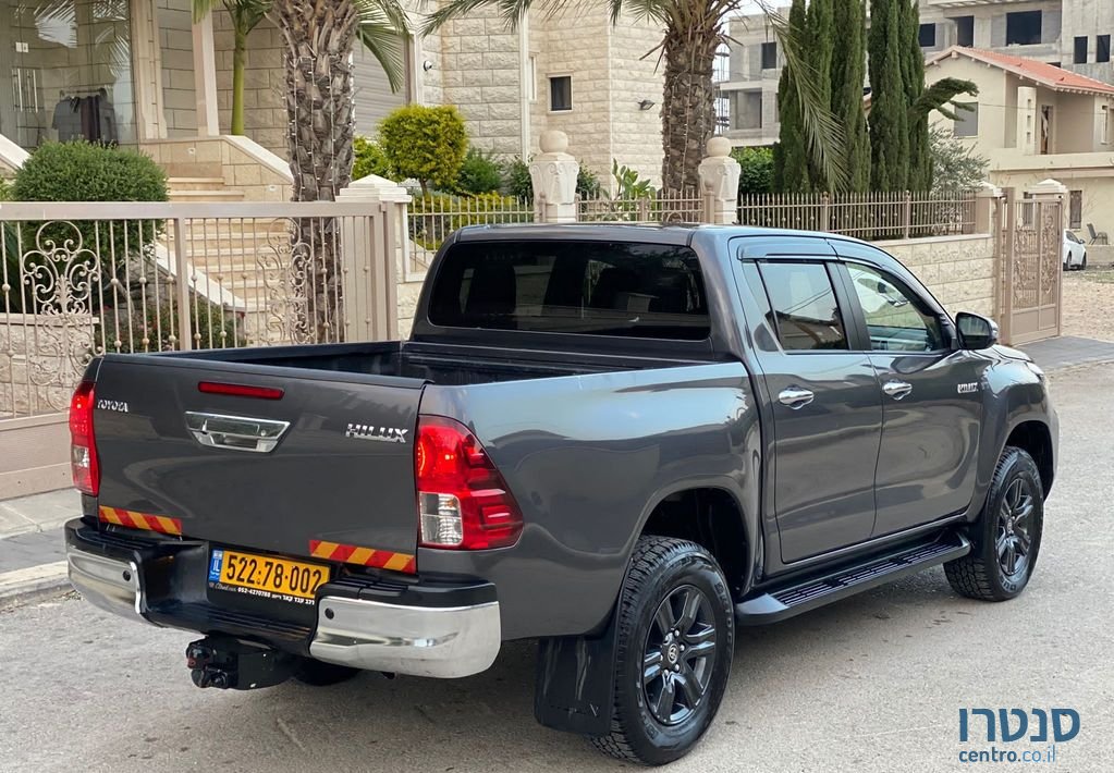 2021' Toyota Hilux טויוטה היילקס photo #2