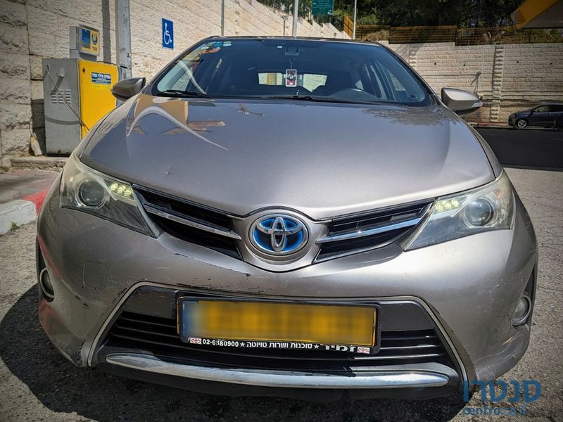 2014' Toyota Auris טויוטה אוריס photo #1