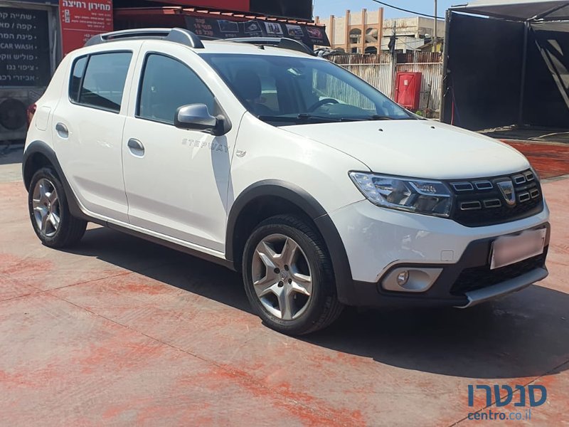 2018' Dacia Sandero Stepway photo #2